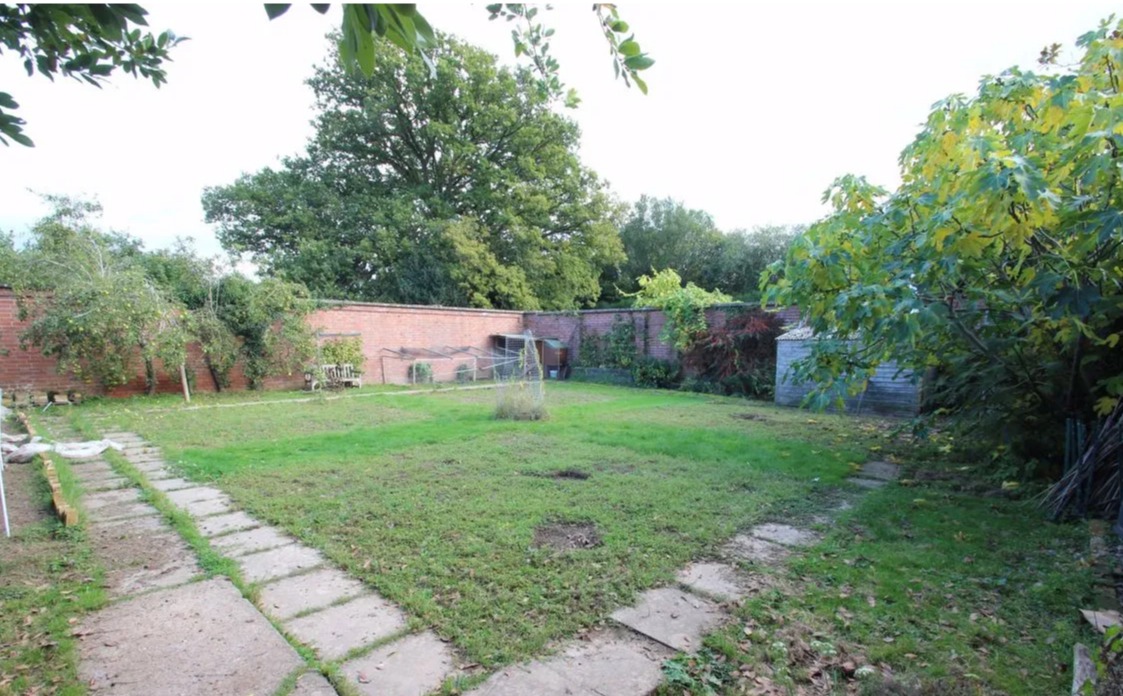 The walled garden. Picture: Zoopla